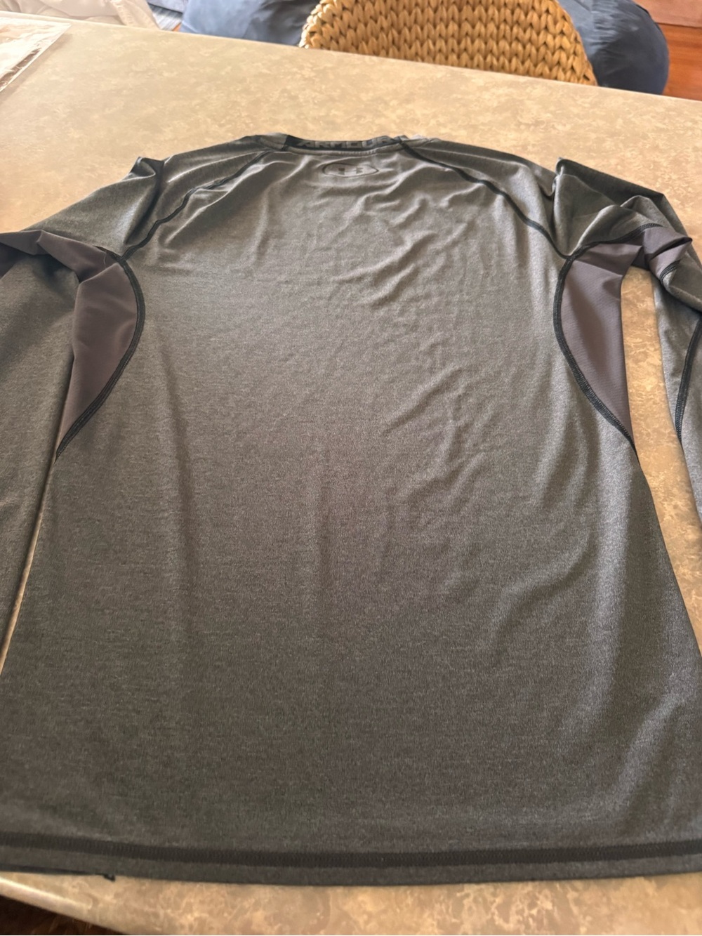 Under Armour Men’s HeatGear Compression Top - Charcoal Gray - Picture 5 of 5
